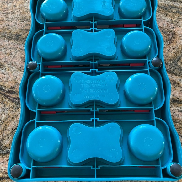 Outward Hound Interactive Dog Puzzle Brick Treat Flip Lid Enrichment Busy Toy - Picture 8 of 11